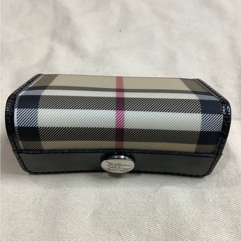 Burberry Key/Card Holder - Picture 3 of 9